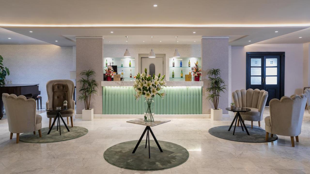 Hotel Golden Tulip El Mechtel 4*